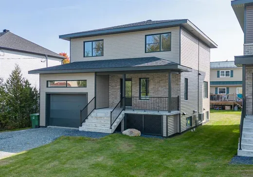 Two or more stories for sale - 1674 Rue Jasmin, Sherbrooke, J1N1J5