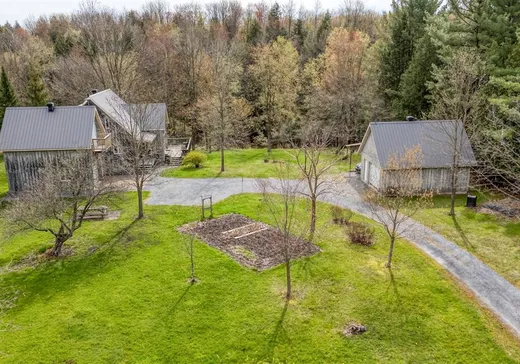 House for sale - 270 Ch. Pelletier S., St-Armand, J0J 1T0