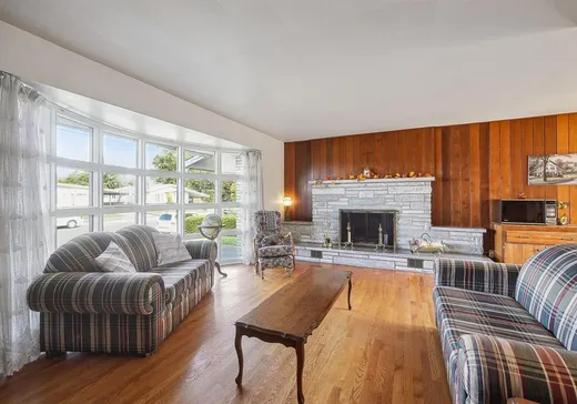 Bungalow à vendre - 2150 Rue du Docteur-Primeau, Marieville, J3M1E4
