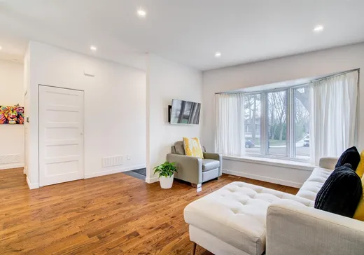 Maison à vendre - 496 Place Georges, Laval (Sainte-Dorothee), H7X 1N8