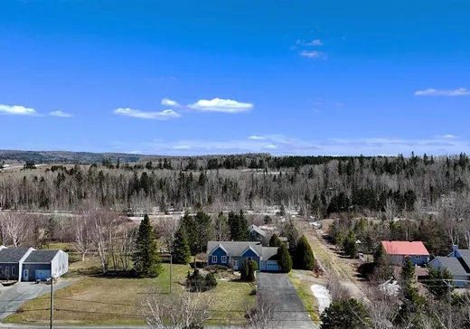 Maison à vendre - 137 4E Rang E., Mont-Joli, G5H 3K6