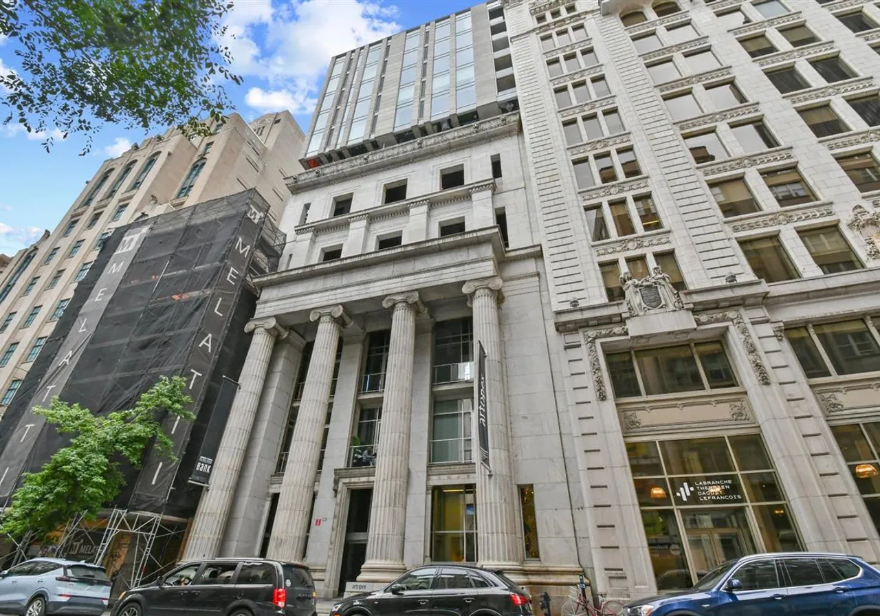 Condo à vendre - 221 Rue St-Jacques, Montréal (Ville-Marie), H2Y 1M6