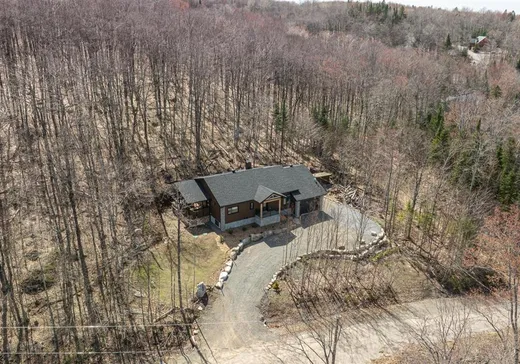 Bungalow à vendre - 280 Ch. Glen Acres, Saint-Sauveur, J0R1R1