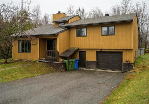 Bungalow à vendre - 1309 Rue des Sorbiers, Prévost, J0R1T0