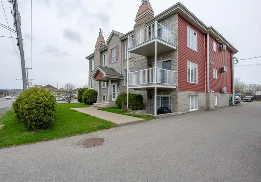 Condo à vendre - 3127 Ch. d'Oka, Sainte-Marthe-sur-le-Lac, J0N1P0