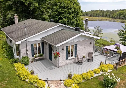 Maison à vendre - 2081 Ch. de Val-Royal, Val Morin, J0T 2R0