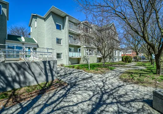 Condo à vendre - 3001 Rue des Émeraudes, St-Hubert, J4T 3T7
