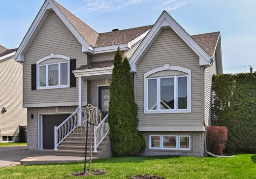 Maison à vendre - 136 Rue de Touraine, Lachenaie, J6W 6L8