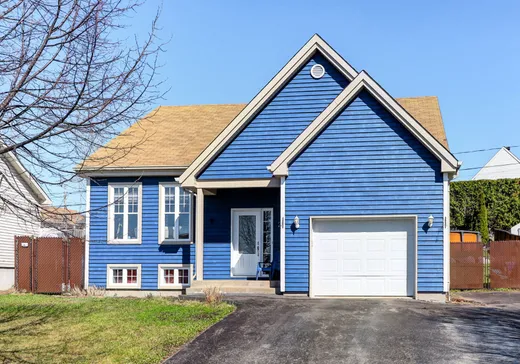 Maison à vendre - 245 Av. Forget, Saint-Jérôme, J7Y 0B6