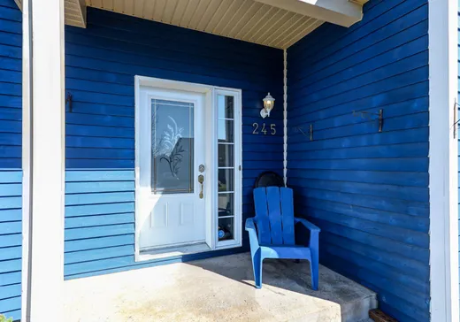 Maison à vendre - 245 Av. Forget, Saint-Jérôme, J7Y 0B6