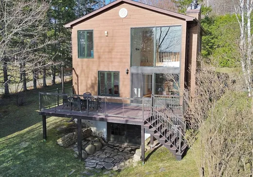 Maison à étages à vendre - 1240 Ch. de la Presqu'île, Mont-Laurier, J0W1J0