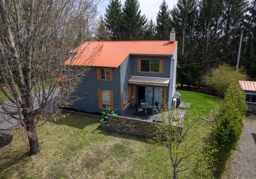 Maison à étages à vendre - 105 Rue des Chênes, Magog, J1X7A6