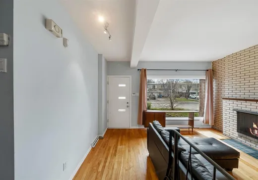 Maison à vendre - 217 Rue Roy, Longueuil, J4R 2H9