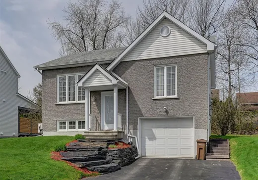 House for sale - 352 Rue des Fleurons, Magog, J1X 6A1