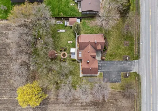 Maison à vendre - 173 Ch. Yamaska, St-Germain-De-Grantham, J0C 1K0