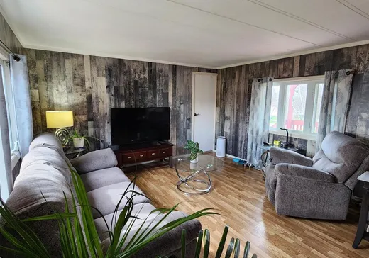 Loft for sale - 18 Rue Pierre, Val des Sources, J1T 3W8