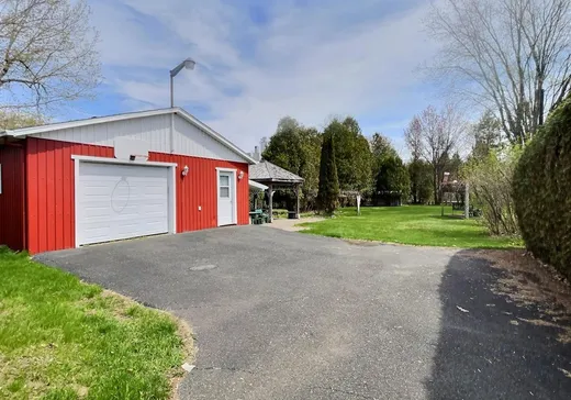Maison à vendre - 830 Rue de Laval, Drummondville, J2B 4C6