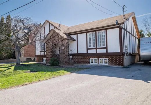 Bungalow à vendre - 397 Rue Champlain, Salaberry-de-Valleyfield, J6T5Z7