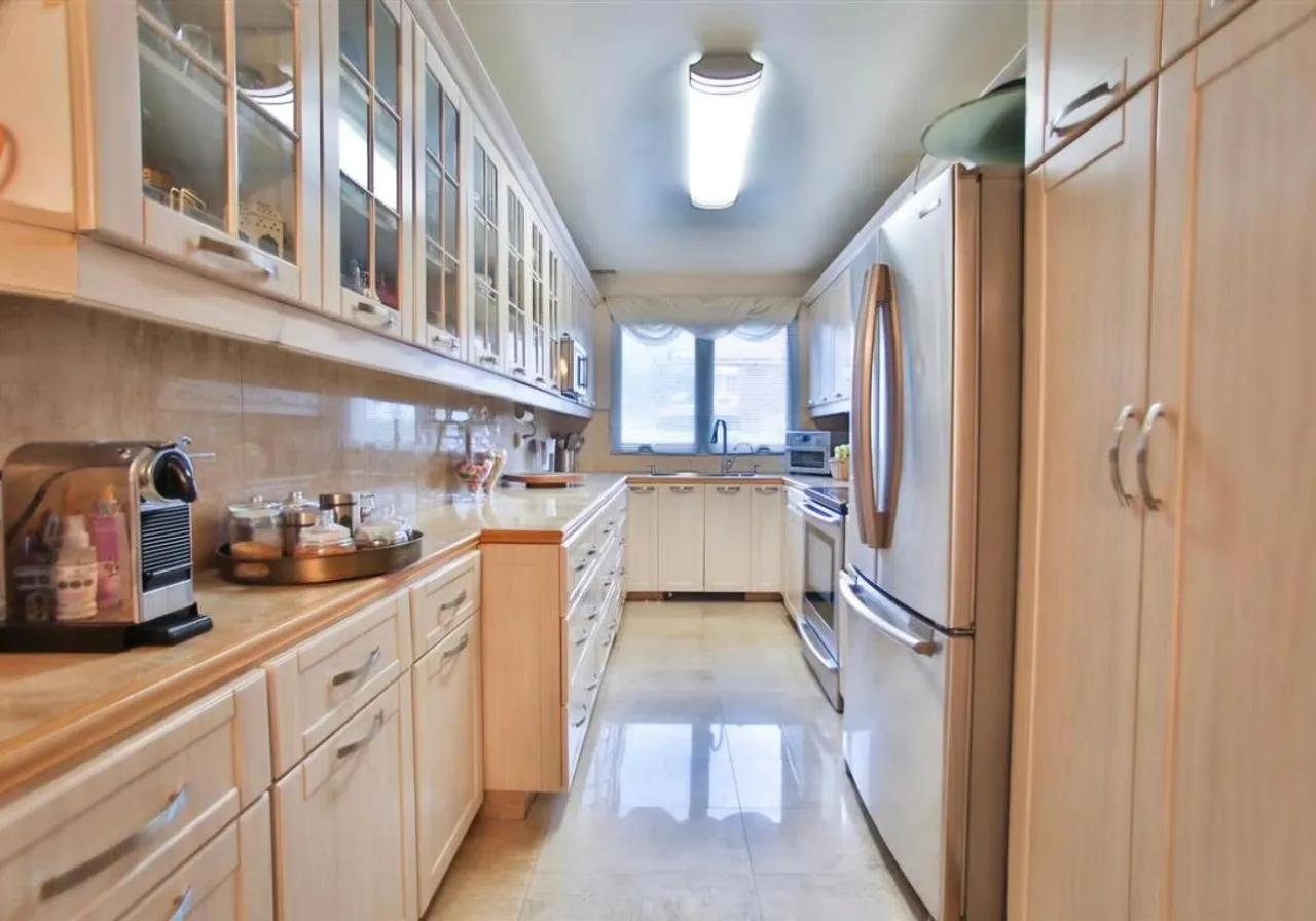 Maison à vendre - 6767 Ch. Louis-Pasteur, Côte-Saint-Luc, H4W 2X1