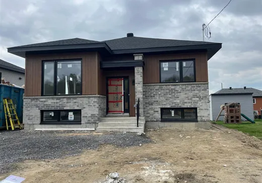 Bungalow for sale - 2441 Place des Jardins, Saint-Robert, J0G1S0