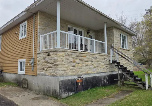 Bungalow for sale - 10224 Boul. de St-Canut, St-Canut, J7N1K5
