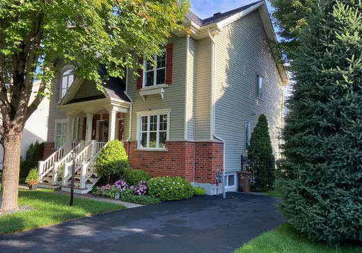 Maison à étages à vendre - 2141 Rue de Beaufort, Saint-Jérôme, J5L0B4