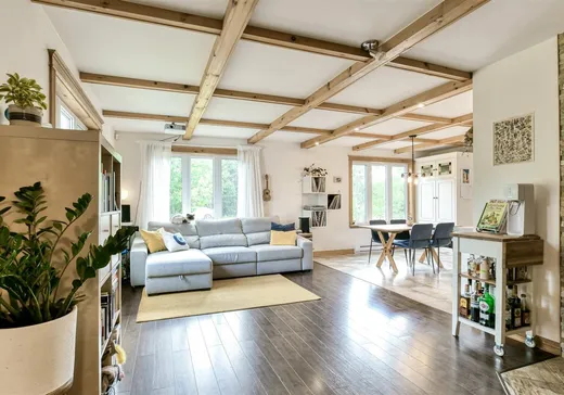 Maison à vendre - 247 Rue du Lac-Marier, Sainte-Marguerite-du-Lac-Masson, J0T 1L0
