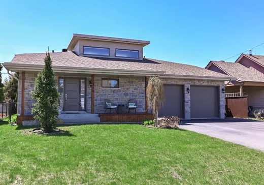 House for sale - 260 5e Avenue, Sainte-Marthe-sur-le-Lac, J0N 1P0
