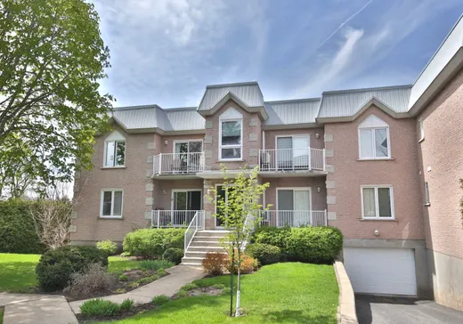 Condo for sale - 255 Place du Manoir, Mont-Saint-Hilaire, J3H5C7