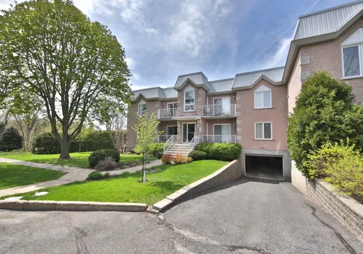 Condo for sale - 255 Place du Manoir, Mont-Saint-Hilaire, J3H 5C7