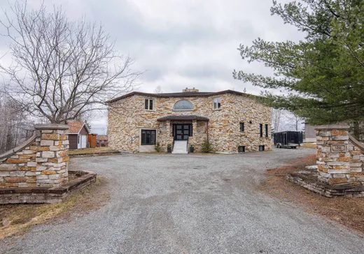 Maison à étages à vendre - 139 Sent. des Fougères, Val-d'Or, J9P0B9