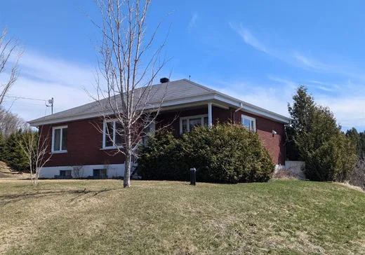 House for sale - 211 7e Rang, Lac-Drolet, G0Y 1C0