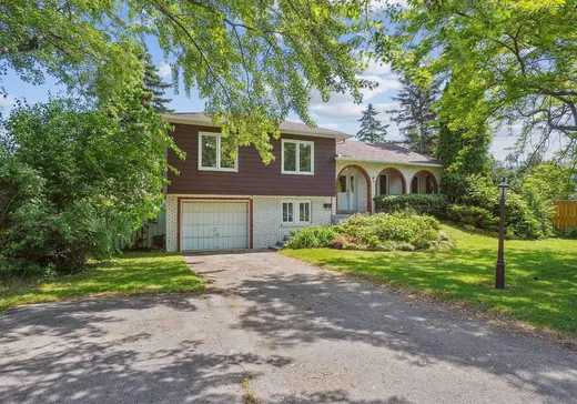 House for sale - 6 Rue Rhéaume, Notre-Dame-de-l'Île-Perrot, J7V 6S3