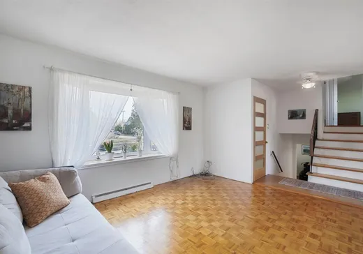 Maison à vendre - 11 Rue Barton, Dollard-Des Ormeaux, H9G 2H1