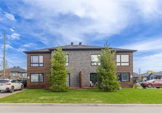 Two or more stories for sale - 9347X Rue Philippe-Giroux, Mirabel, J7N0Z4
