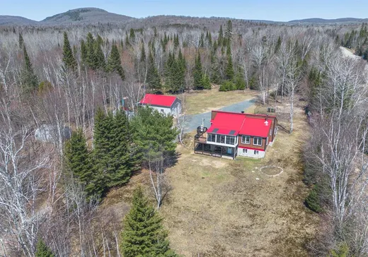 Split-level for sale - 3570 Ch. du Tour-du-Lac-Tibériade, Rivière-Rouge, J0T1T0