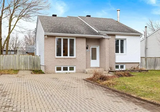 Bungalow for sale - 18525 Place C.-Champagne, Mirabel, J7J1H2