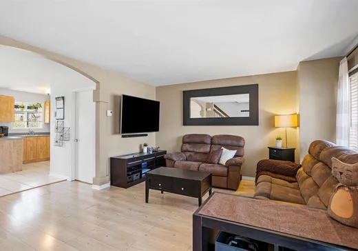 Maison à vendre - 11 Rue Globensky, Saint-Jérôme, J7Z 7J5