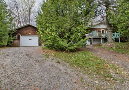 Bungalow à vendre - 75 Rue Laurette, Saint-Calixte, J0K1Z0