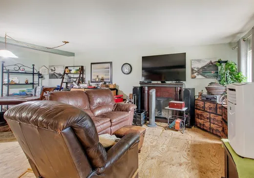 Maison à vendre - 75 Rue Laurette, Saint-Calixte, J0K 1Z0