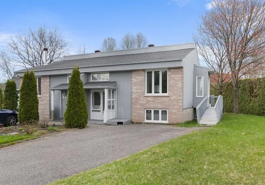 Bungalow for sale - 2 Place Amédée, Breakeyville, G6Z7H2