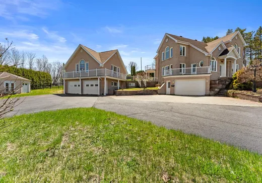 Maison à vendre - 665 Mtée des Pins S., Coaticook, J1A 3H4