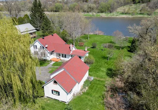 House for sale - 115 Rue Durocher, Massueville, J0G 1K0