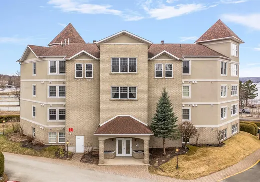 Condo for sale - 35 Rue du Quai, Magog, J1X 2E2