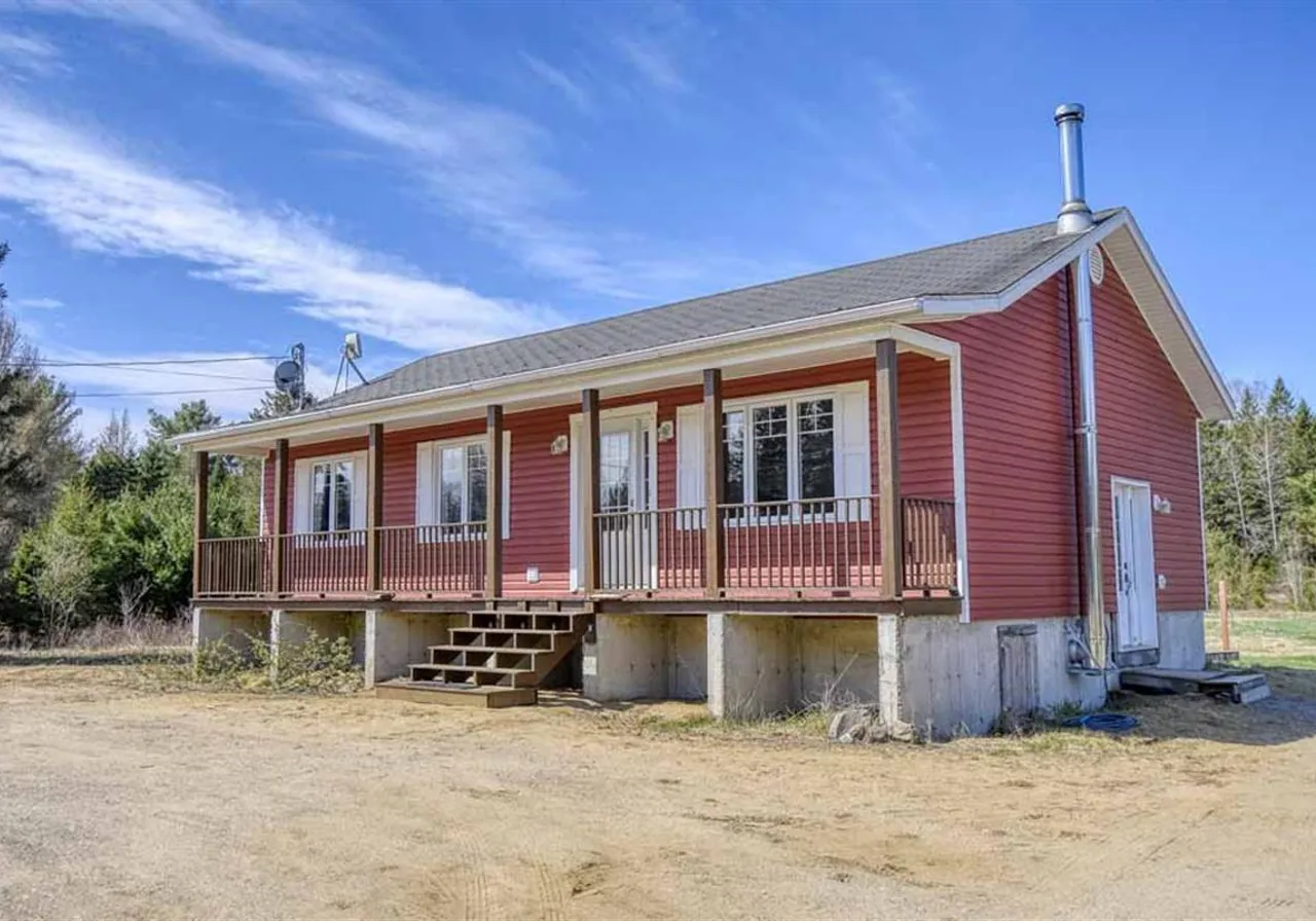 House for sale - 134 Ch. Dubeau, St-Remi-D'Amherst, J0T 2L0