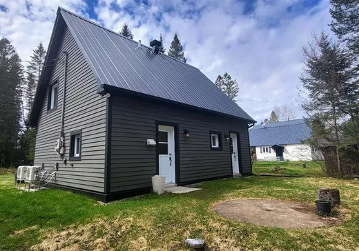 House for sale - 553 Rue de la Canadienne, Mont-Blanc, J0T 2G0