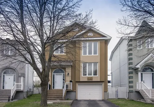 Maison à étages à vendre - 14 Place des Machamins, Châteauguay, J6K5E5