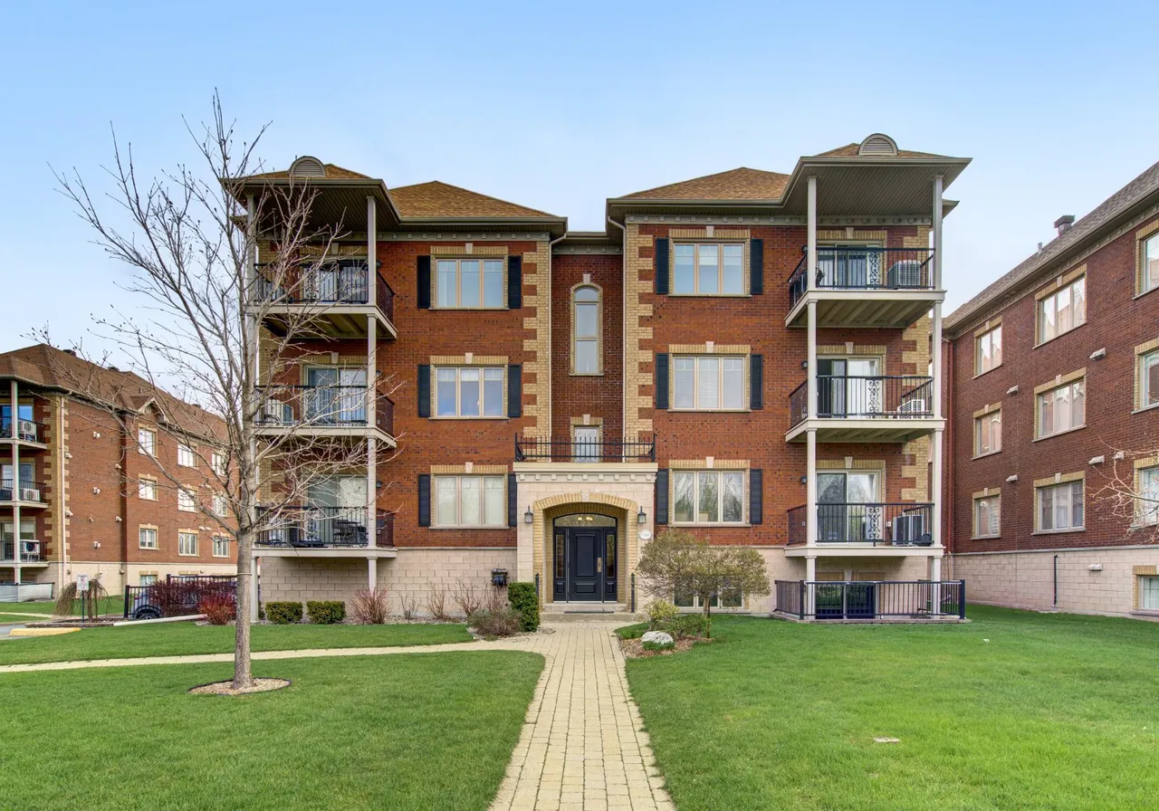Condo à vendre - 7060 Boul. Cousineau, St-Hubert, J3Y 9K8
