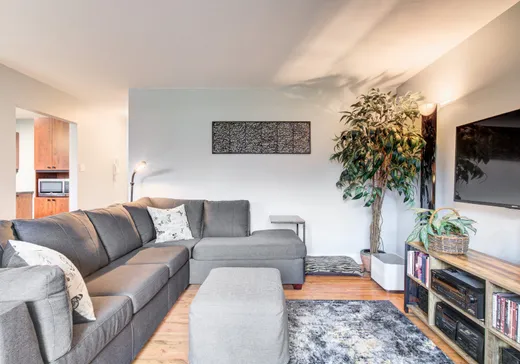 Condo à vendre - 7060 Boul. Cousineau, St-Hubert, J3Y 9K8