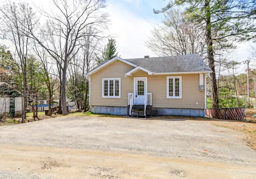 Maison à étages à vendre - 409 Rue David, Sainte-Sophie, J5J2A5